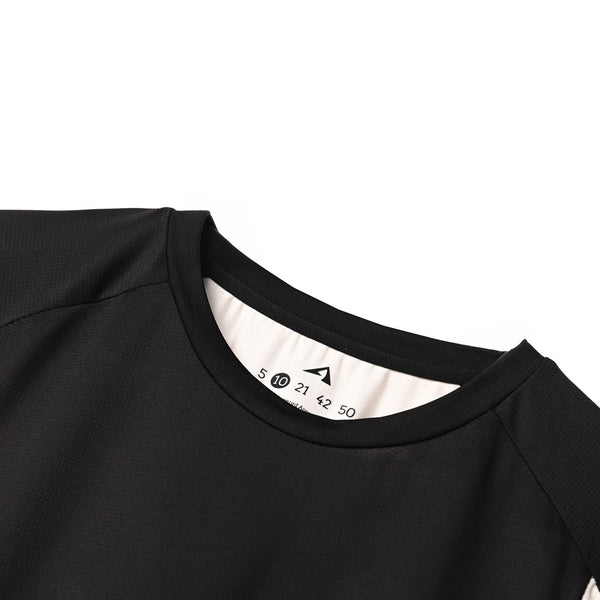 ARCHE CORTE RUNNING JERSEY WOMEN'S BLACK-WHITE SHORT SLEEVE